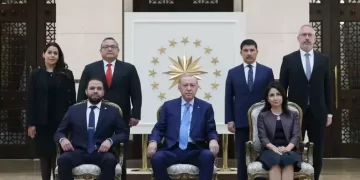 Büyükelçilerden Cumhurbaşkanı Erdoğan’a güven mektupları sunumu