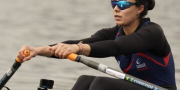Milli kürekçi Elis Özbay, Paris 2024’te çeyrek finale yükseldi!