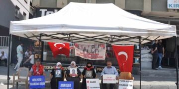 Muşlu ailelerin evlat nöbeti kararlılıkla sürüyor!