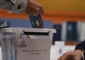 Fransa’da sandık çıkış anketleri paylaşıldı