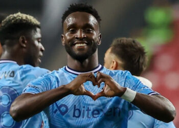 Stiven Mendoza, Adana Demirspor’daki sözleşmesini feshetti!