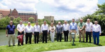 TBMM heyeti, teknoloji üssü olarak bilinen Shenzhen’de