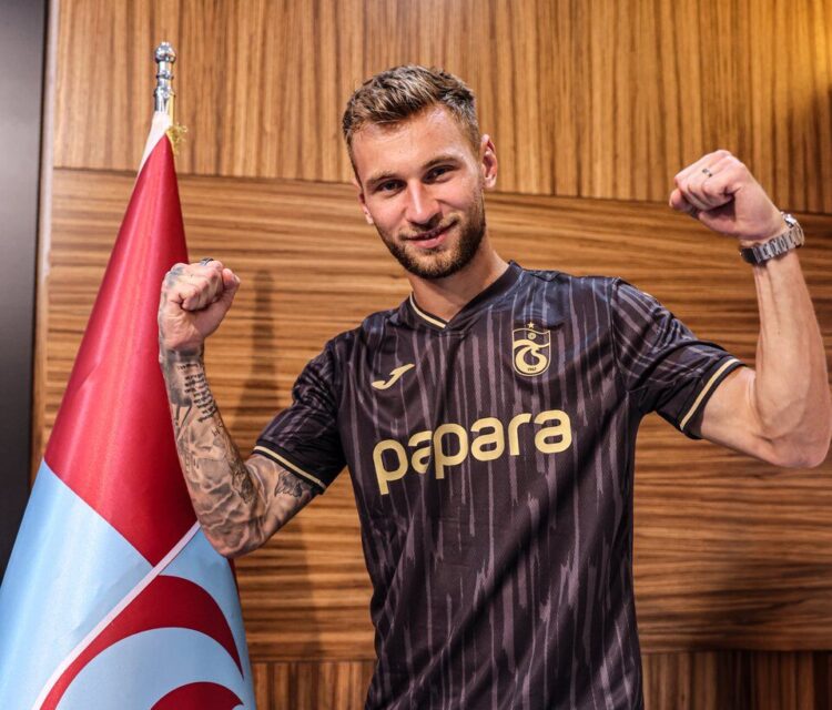 trabzonspor denis dragus icin imza toreni duzenledi habermeydan e1721751320707