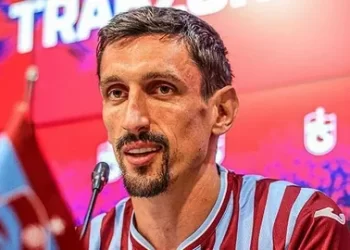 Trabzonspor, Stefan Savic’i KAP’a bildirdi!
