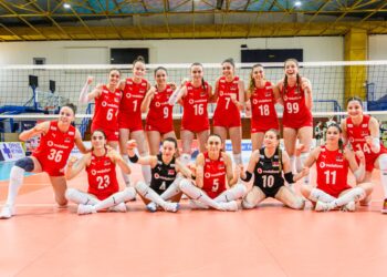 U18 Kadın Voleybol Milli Takımımız, Macaristan’ı 3-1 mağlup etti! U18 Kadın Voleybol Milli Takımımız, Macaristan’ı 3-1 mağlup etti!