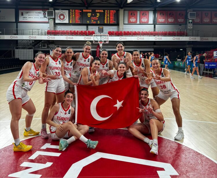 U20 Kadın Milli Basketbol Takımı, İsrail'i yenip çeyrek finale yükseldi! u20 kadin milli basketbol takimi israil i yenip ceyrek finale yukseldi habermeydan e1720629507128