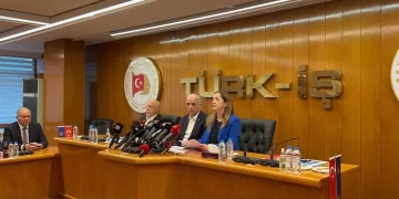 Üç sendika, asgari ücret zammı için ortak açıklama yaptı