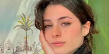 Oyuncu Asude Kalebek kimdir, nereli ve kaç yaşında?