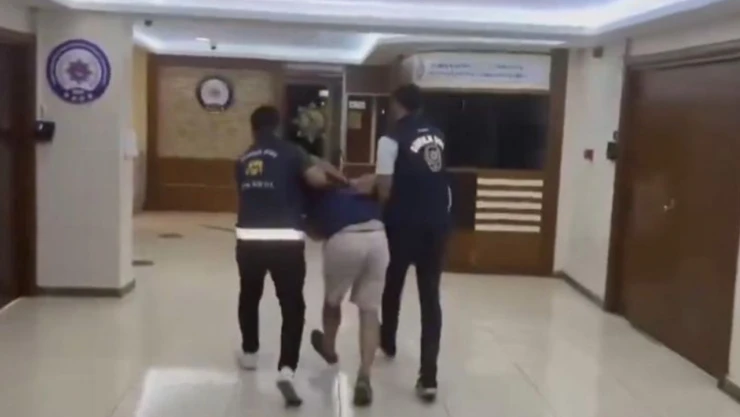 Bakan Yerlikaya ‘gereği yapıldı’ diyerek duyurdu! Burak Keleş "Atatürk'e hakaret"ten gözaltına alındı Ataturke hakaret habermeydan