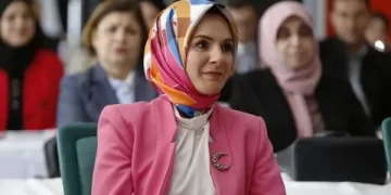 Bakan Göktaş Filistinli çocuklarla bir araya geldi