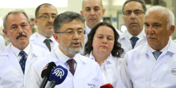 Bakan Yumaklı’dan Tarım Kredi Süt Tesisi’nde İnceleme