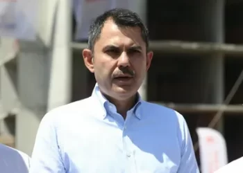 Bakan Kurum: Ebrar Sitesi’nin inşaatı yıl sonuna kadar tamamlanacak