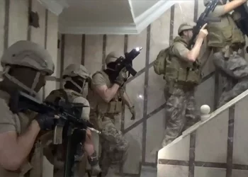 DEAŞ Terör Örgütüne Yönelik ‘GÜRZ-10’ Operasyonlarında 119 Şüpheli Yakalandı