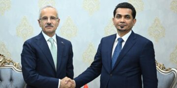 Bakan Uraloğlu, Irak Ulaştırma Bakanı Rezzak Muheybes es-Sadavi ile Kalkınma Yolunu görüştü