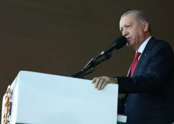 Erdoğan: Kara Harp Okulumuz, 190 yıllık tarihiyle ordumuzun göz bebeğidir Erdoğan: Kara Harp Okulumuz, 190 yıllık tarihiyle ordumuzun göz bebeğidir