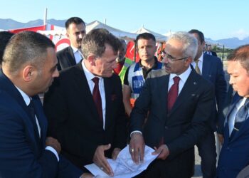 Bakan Uraloğlu duyurdu! Kıbrıs çevre Yolu’na start veriliyor