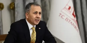 Bakan Yerlikaya duyurdu! Manisa’da yangın nedeniyle 1440 kişi tahliye edildi