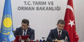 Türkiye ve Kazakistan arasında tarım alanında iş birliği anlaşması imzalandı