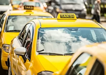 Bakan Uraloğlu Duyurdu! Uygulama Tabanlı Taksi Taşımacılığı Sistemi Onaylanacak