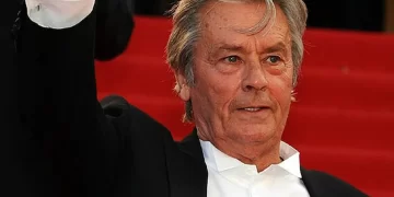 Fransız aktör Alain Delon yaşamını yitirdi