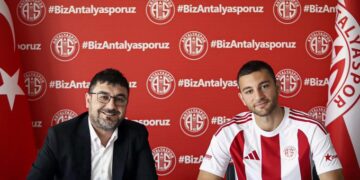 Antalyaspor’dan, Emrecan Uzunhan için imza töreni!