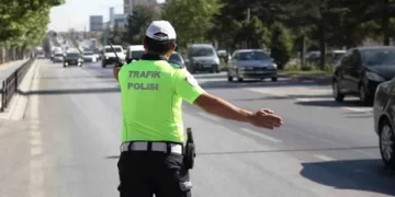 8-15 Ağustos’ta 1 milyon 971 bin 985 araç denetlendi