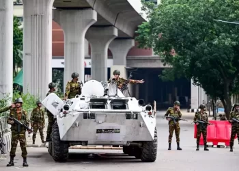 Bangladeş Başbakanı Şeyh Hasina istifasını verdi