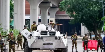 Bangladeş Başbakanı Şeyh Hasina istifasını verdi