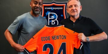 Başakşehir, Eddie Newton ayrılığını açıkladı!