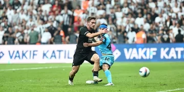Beşiktaş, Lugano’yu 5 golle geçip UEFA Avrupa Ligi’ne kaldı!