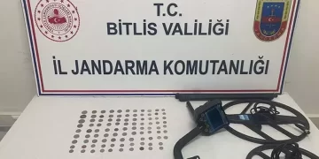 Bitlis’te 97 adet tarihi sikke ele geçirildi
