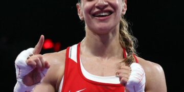 Buse Naz Çakıroğlu, Paris 2024’te gümüş madalya kazandı!