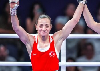 Buse Naz Çakıroğlu, Paris 2024’te çeyrek finale yükseldi!