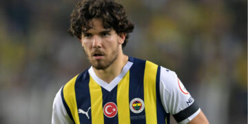 Ferdi Kadıoğlu, Lille maçı öncesi kadrodan çıkarıldı!