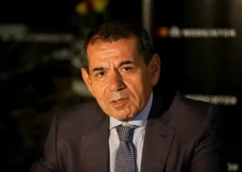 Galatasaray Başkanı Dursun Özbek'ten karaborsa iddialarına suç duyurusu! Galatasaray Başkanı Dursun Özbek’ten karaborsa iddialarına suç duyurusu!