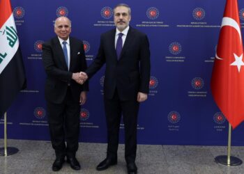 Bakan Fidan, Iraklı mevkidaşı Hüseyin ile bir araya geldi