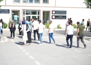 Muş’ta, KPSS Öğretmenlik Alan Bilgisi sınavı yapıldı!