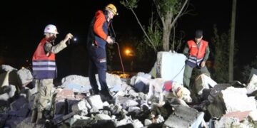 Muş’ta yapılan deprem tatbikatı gerçeğini aratmadı!