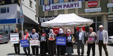 Muşlu ailelerin evlat nöbeti kararlılıkla sürüyor!