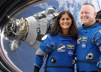 Uzayda mahsur kalan NASA astronotlarının dönüş tarihleri belli oldu