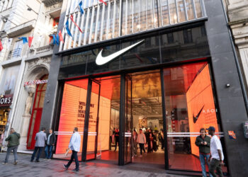 Nike Türkiye’deki çevrimiçi satışlarını durdurdu