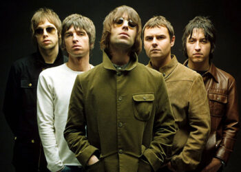 Efsane grup Oasis yeniden bir araya geliyor Efsane grup Oasis yeniden bir araya geliyor