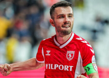 Samsunspor’da, Emre Kılınç’ın çenesi kırıldı!