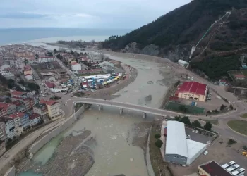 Sinop Valisi Özarslan: ‘Ayancık ve Türkeli ilçemizde afetin izleri kısa sürede silindi’