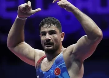 Taha Akgül, Paris 2024’te yarı finale yükseldi!
