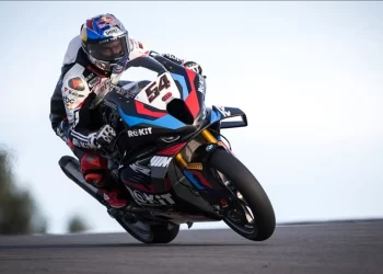 Toprak Razgatlıoğlu’ndan üst üste 12. zafer