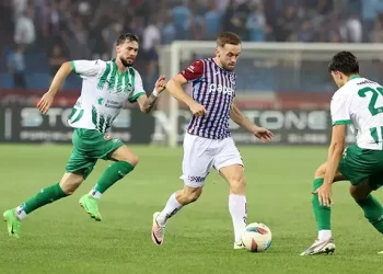 Trabzonspor, UEFA Konferans Ligi’ne veda etti!