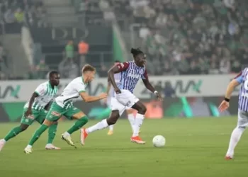 UEFA'dan, Trabzonspor'a ceza! UEFA’dan, Trabzonspor’a ceza!
