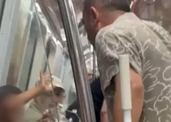 Bakan Yerlikaya duyurdu! İstanbul’da yabancı uyruklu çocuğa şiddet uygulayan şahıs gözaltına alındı