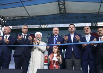 Kocaeli’nde 3 millet bahçesinin açılışı gerçekleşti